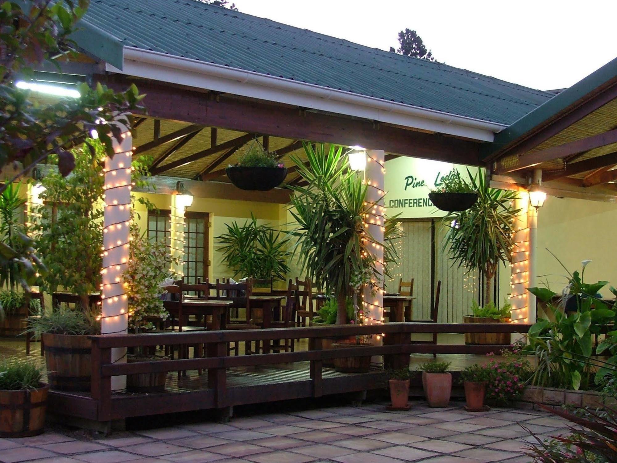 Pine alojamiento Resort George Exterior foto